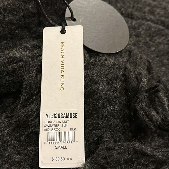 AMUSE SOCIETY LADIES BLACK SWEATER WITH TASSELS BEACH VIDA BLING NWT SIZE SMALL - Picture 2 of 2